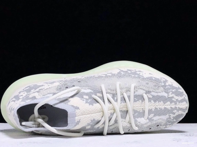 Alien Yeezy Boost Adidas FV3260 380 0720
